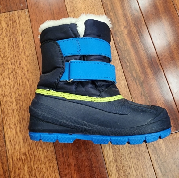 Cat & Jack Snow Boots - Picture 4 of 6